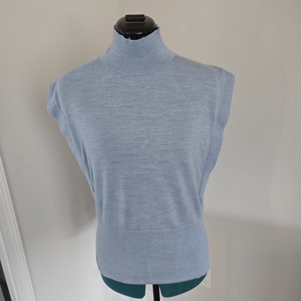 Banana Republic Womens Sleeveless Sweater Size Medium Mock Neck 100% Merino Wool